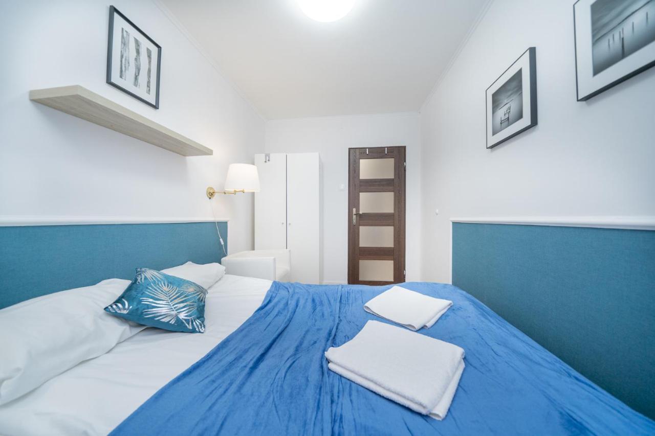 Unit Rooms Warszawa By Metro Rondo Onz Short Rent Idealne Pokoje Na Nocleg W Warszawie Esterno foto