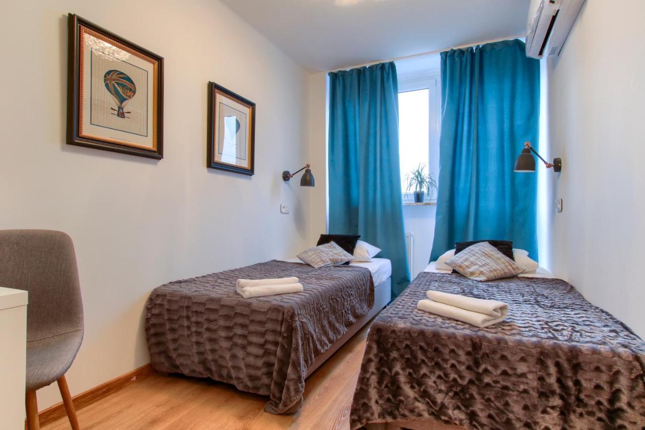 Unit Rooms Warszawa By Metro Rondo Onz Short Rent Idealne Pokoje Na Nocleg W Warszawie Esterno foto